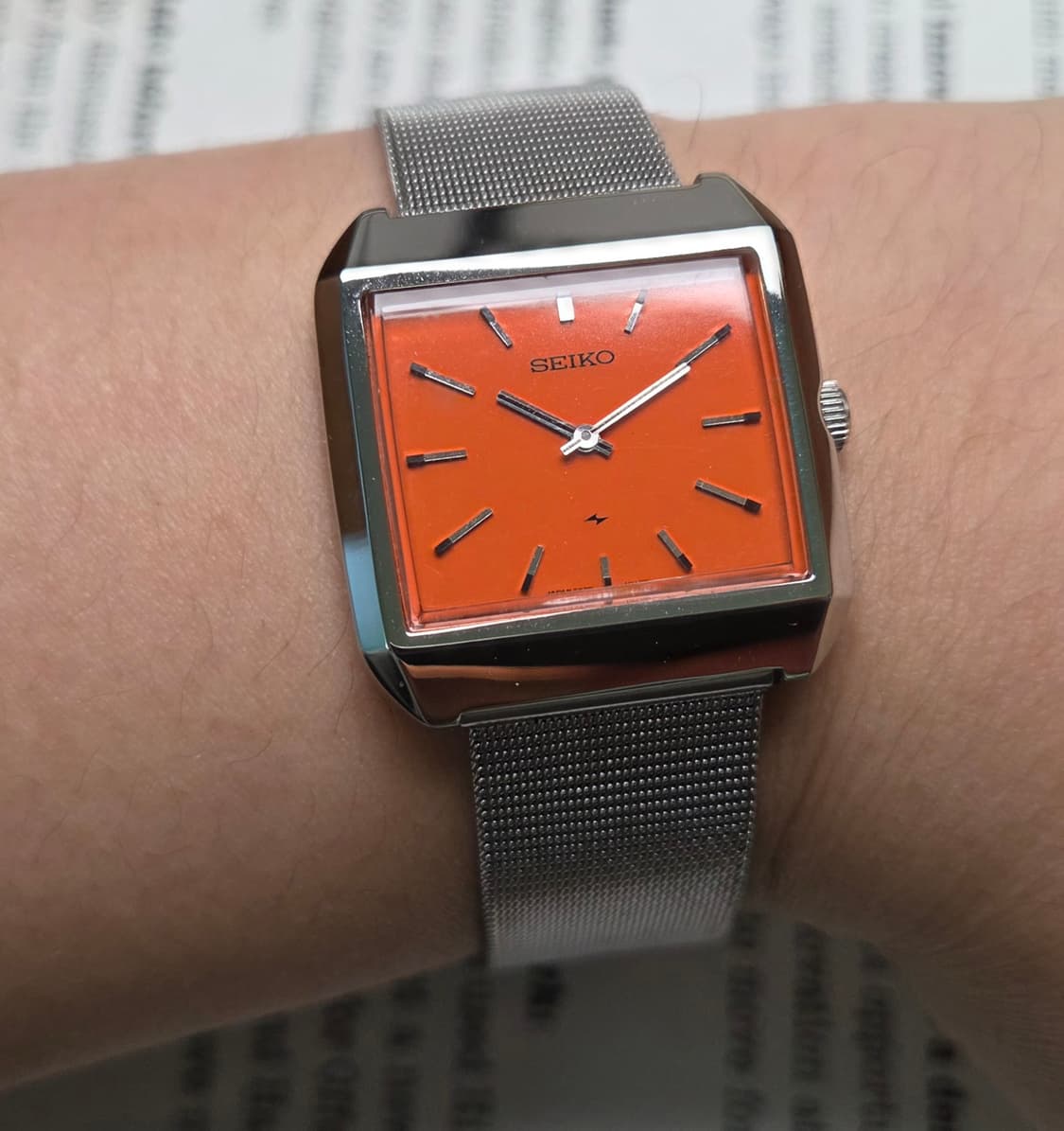 빈티지 세이코 샤리오탱크 오렌지다홍 수동명기(2220A) 드레스워치 상품이미지10
