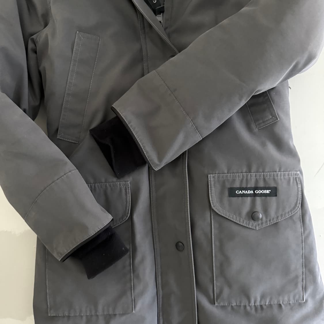 캐나다구스 프릴리움 파카 그레이 xs 상품이미지3