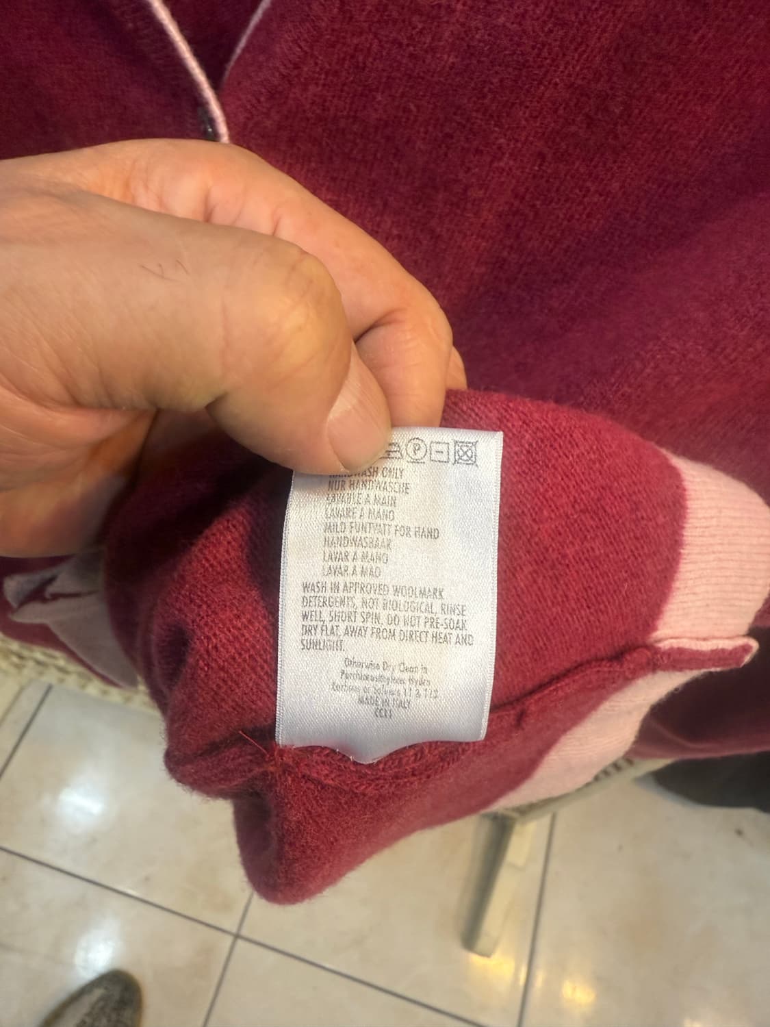 77-88 정품 버버리 가디건 팝니다 상품이미지5