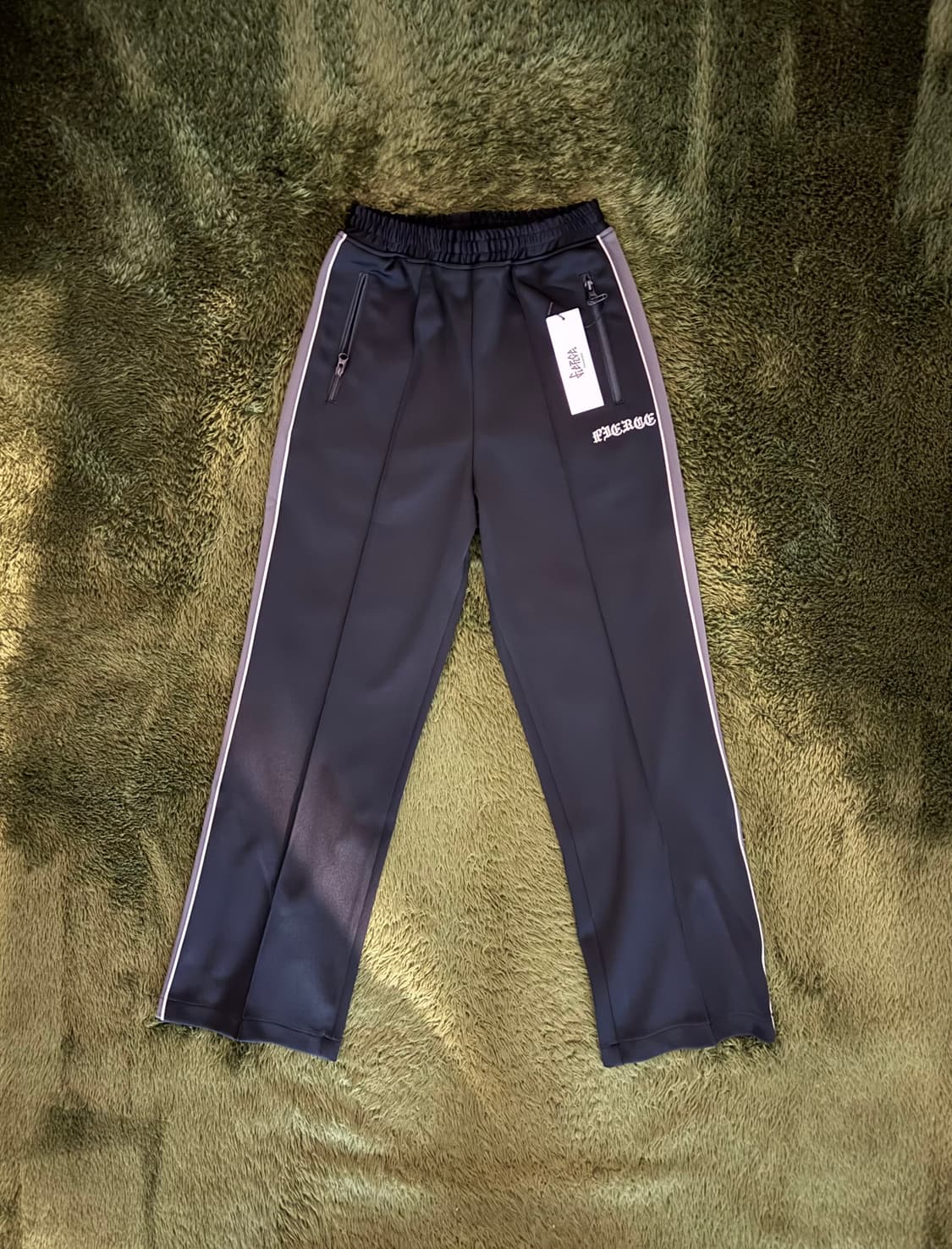 [S] Fierce 피어스 자수 로고 플레잉 트랙 팬츠 블랙 상품이미지1