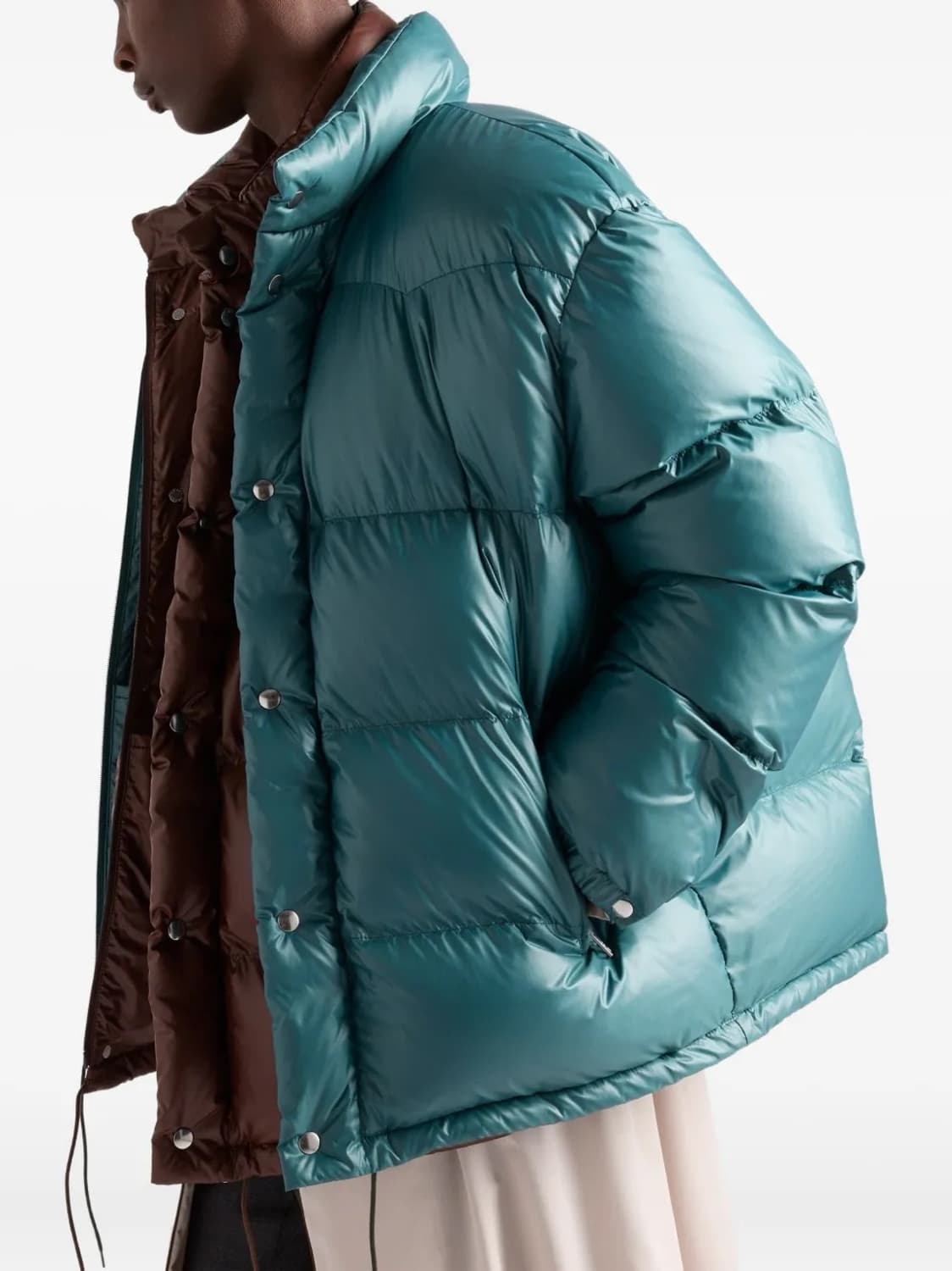 (새제품) 프라다 PRADA 중량 리나일론 다운 재킷 L 상품이미지3