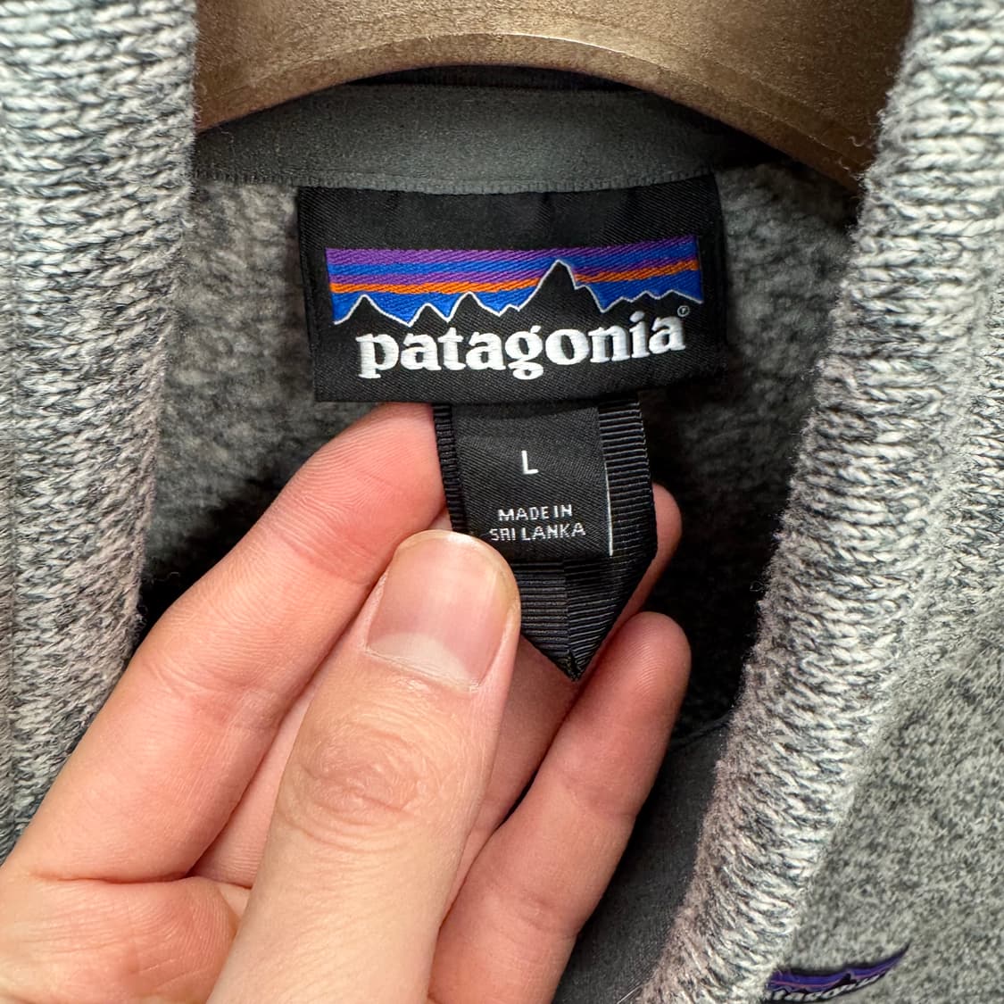 파타고니아 플리스 솔리드 베스트 자켓 사이드 집업 디테일 그레이 상품이미지5