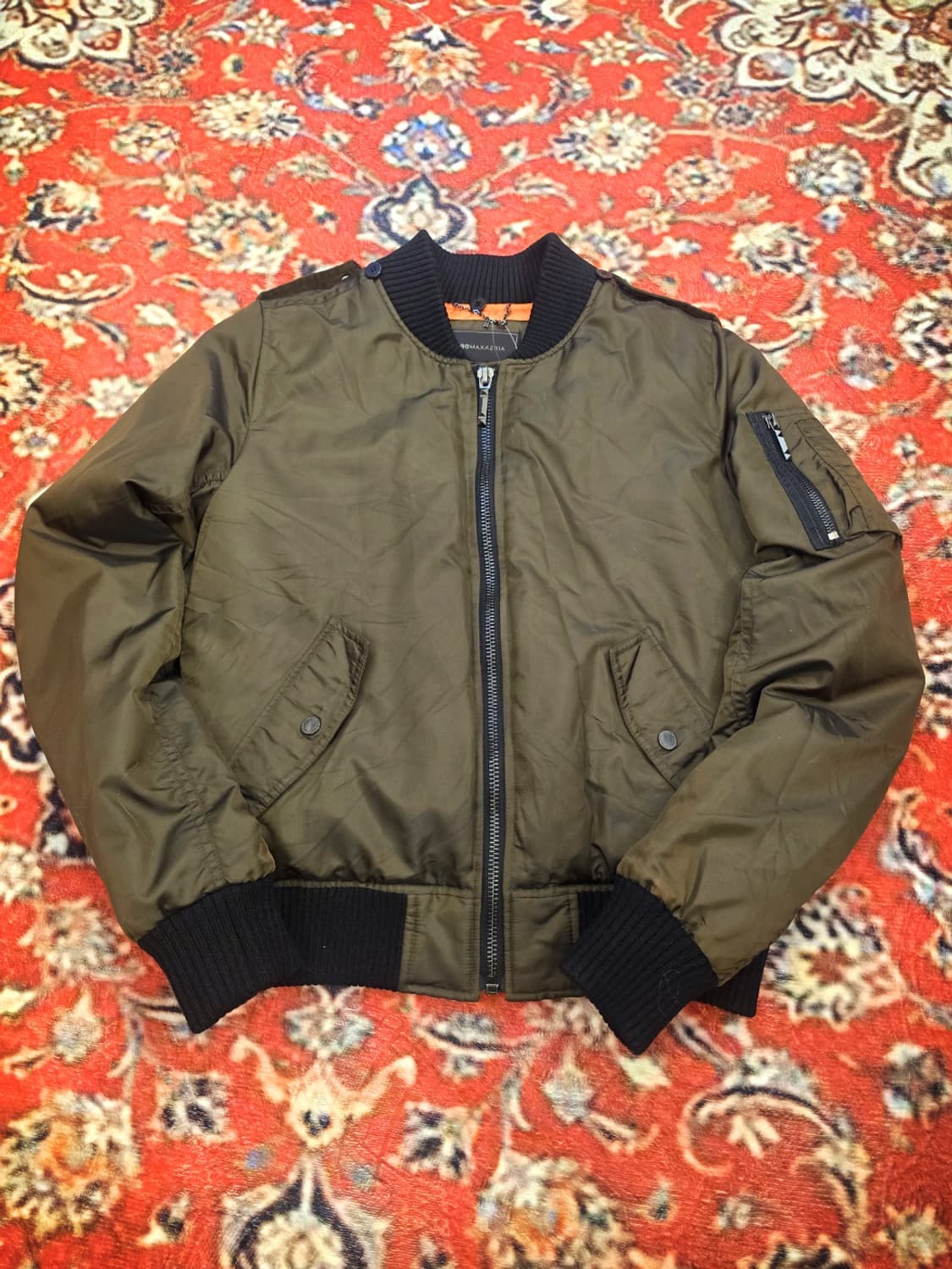 BCBGMAXAZRIA 비씨비지막스아지리아 MA-1 봄버 재킷 상품이미지5