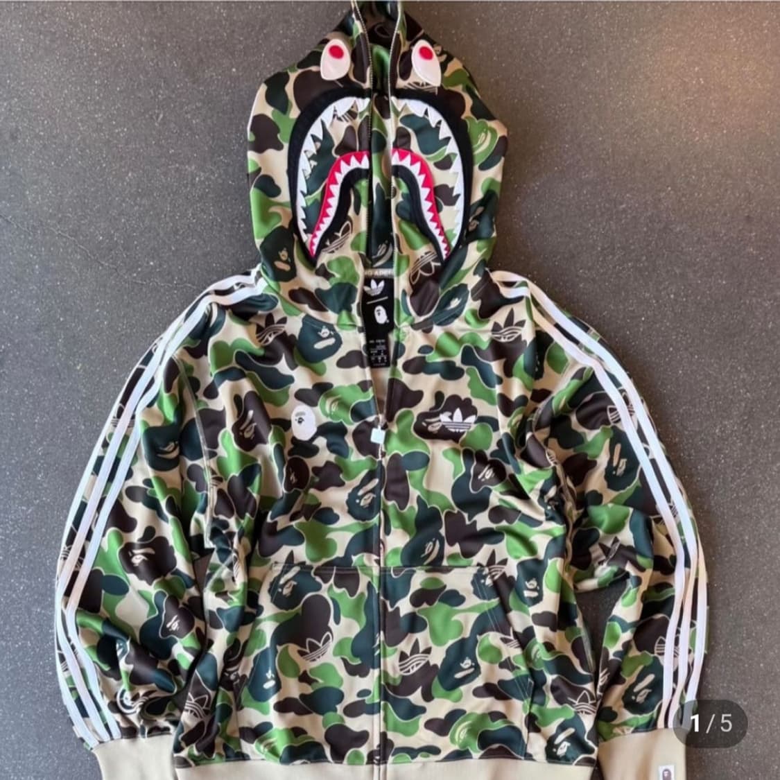 베이프X아디다스 샤크후드 상품이미지3