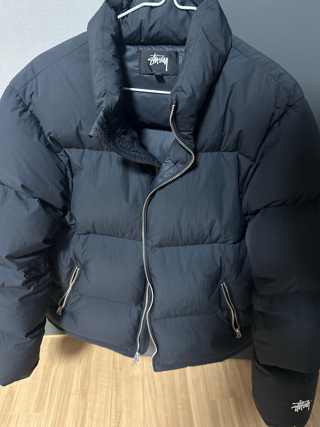 스투시 패딩 상품이미지1