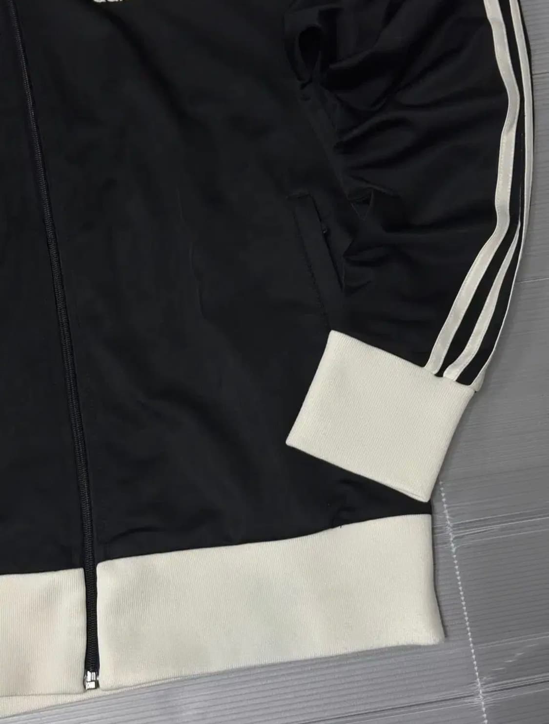 아디다스 로고 져지 트랙탑 블랙 오레오 95  상품이미지3