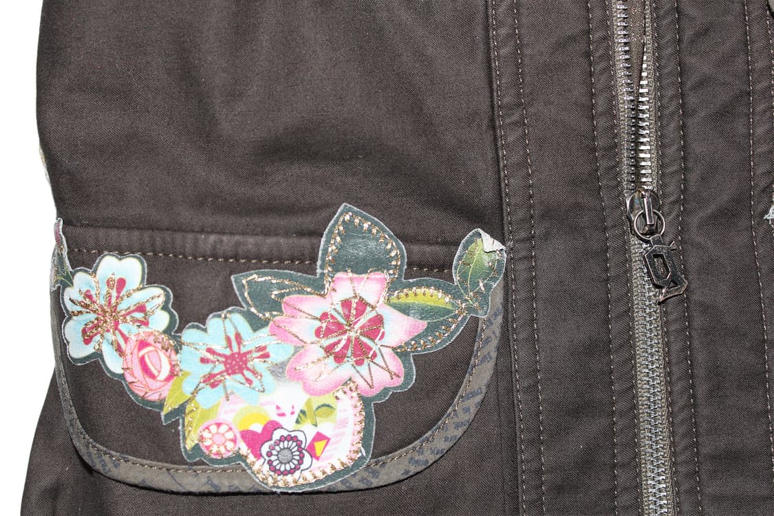  John Galliano Floral Patch Jacket 상품이미지4