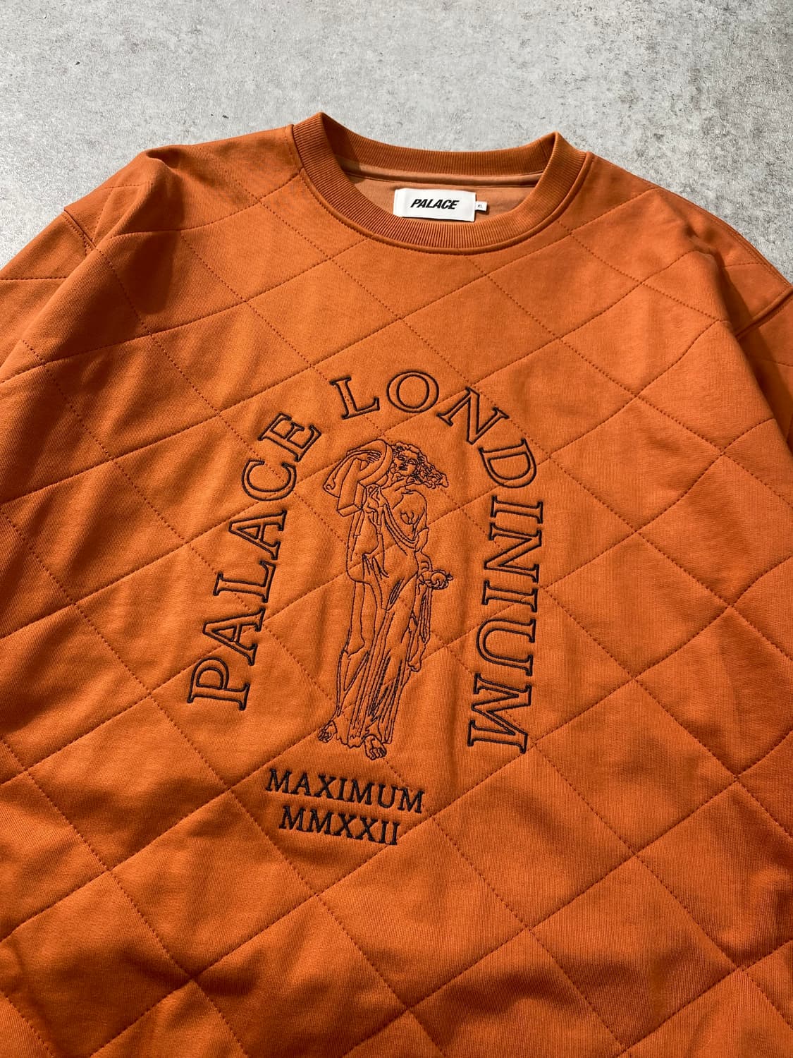 [XL] PALACE 팔라스 런디니움 퀼티드 스웻셔츠 상품이미지2