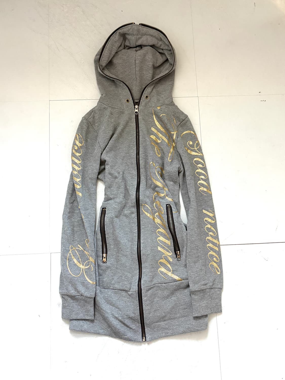 • Grey Wing Printed Hood Zip Up 상품이미지1