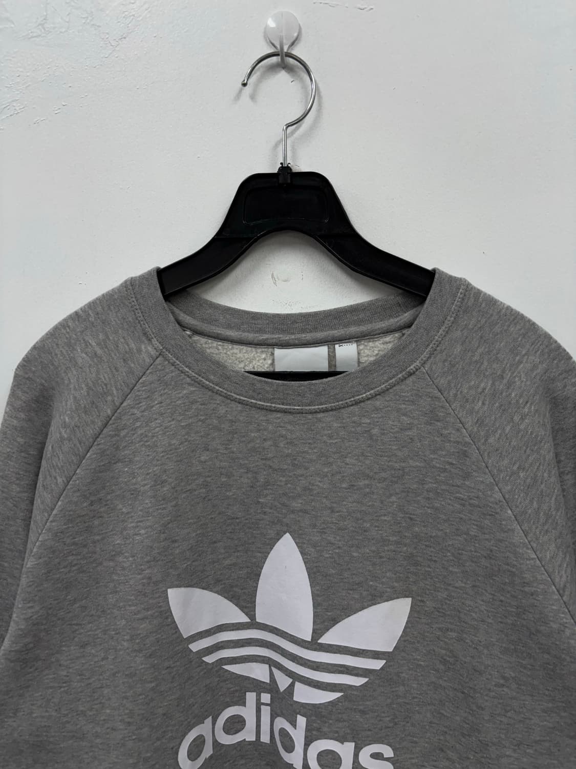 아디다스 맨투맨 상품이미지2