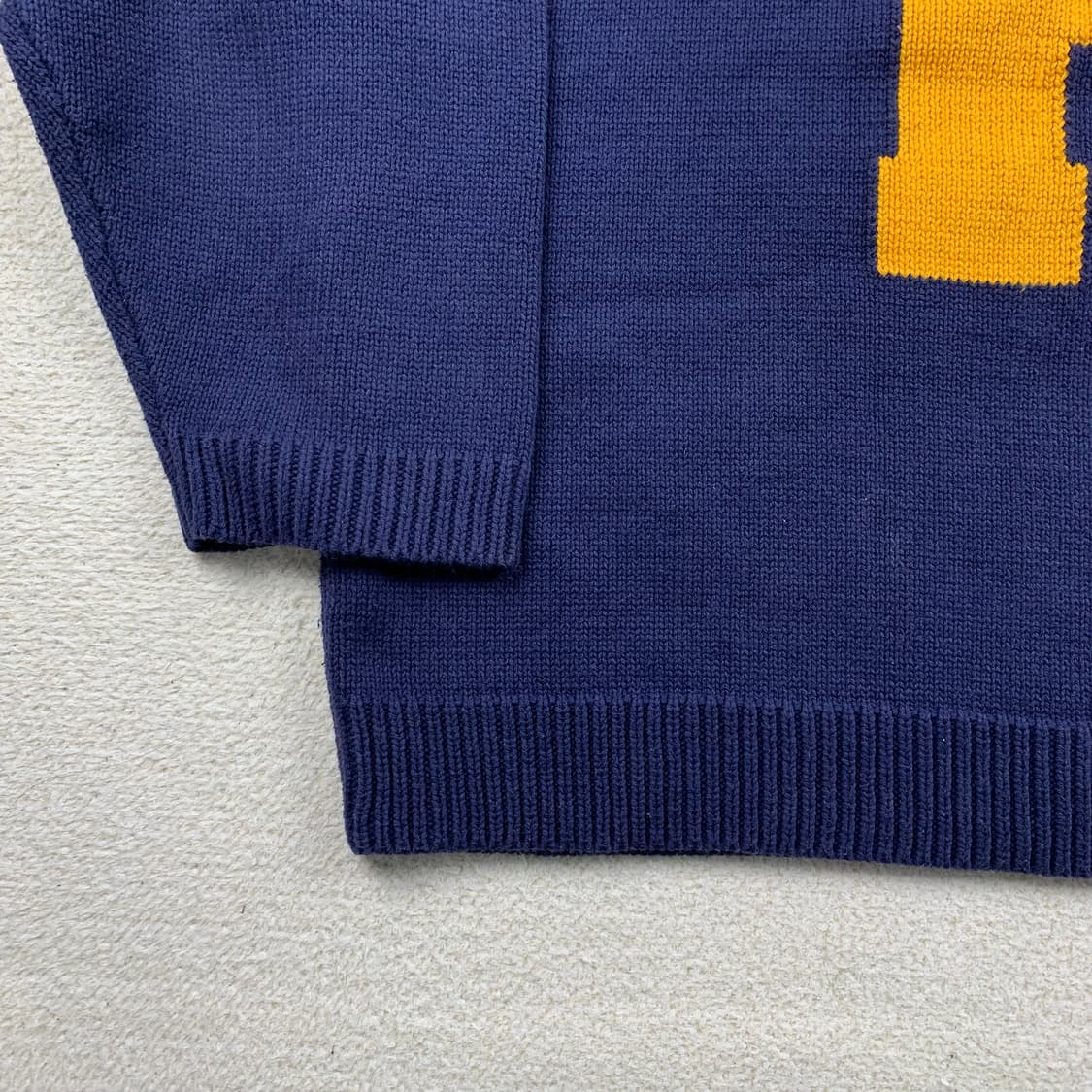 휴먼메이드 폴라 베어 래글런 니트 네이비 상품이미지3