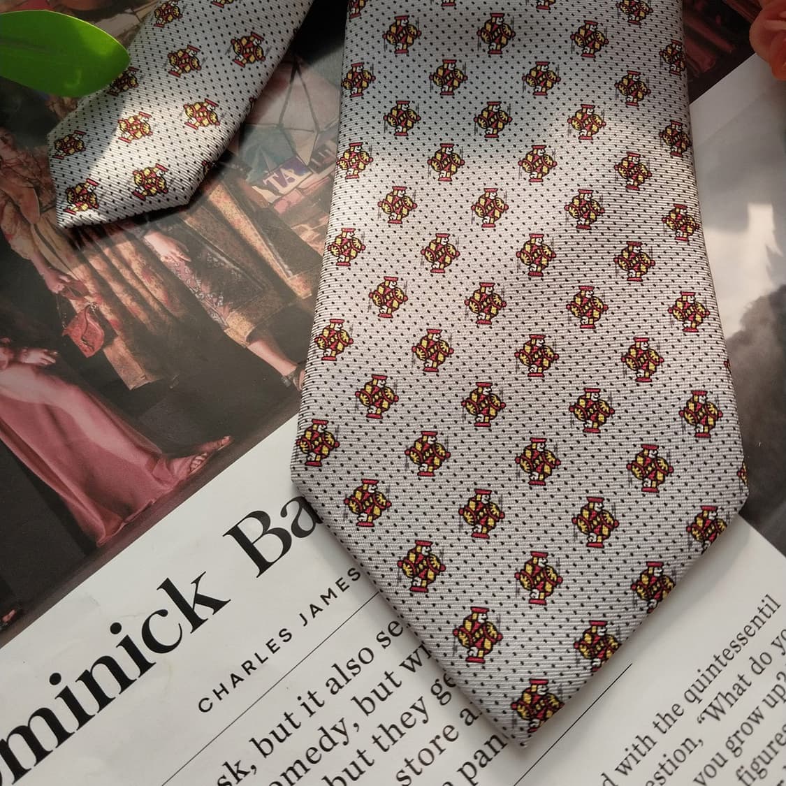 던힐 실크 그레이 넥타이 8.6cm A+등급 K1445
 상품이미지5