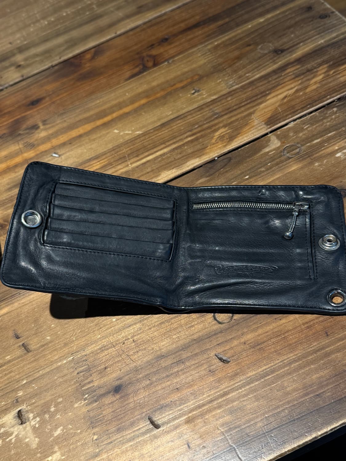 크롬하츠 크로커다일 앰보스드 지갑 상품이미지3