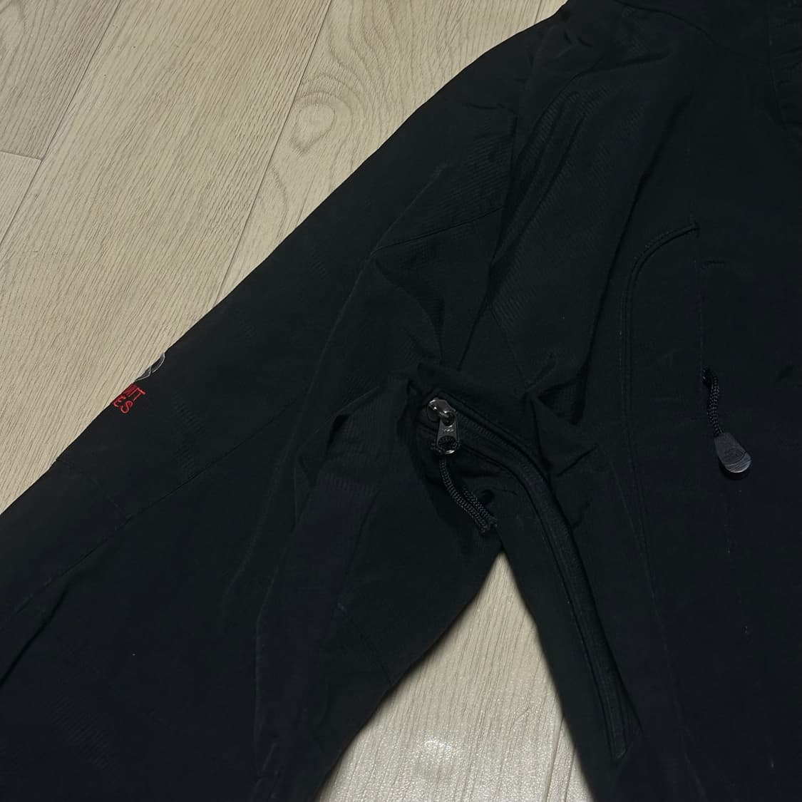 노스페이스 대장급 써밋시리즈 키드밀리 고어텍스 블랙 바람막이 상품이미지5