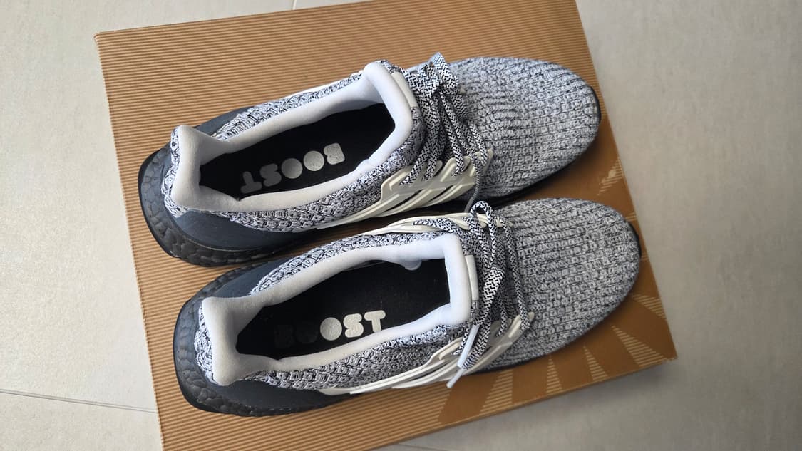 아디다스 울트라 부스트 4.0 쿠키앤크림 상품이미지8