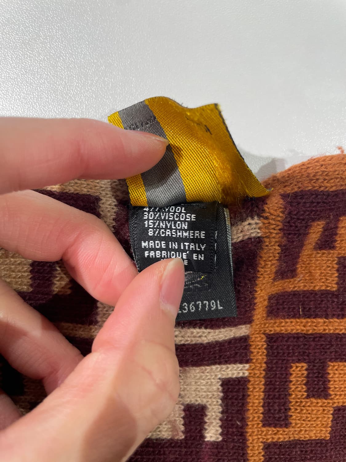 펜디 주카 패턴 울 머플러 상품이미지6