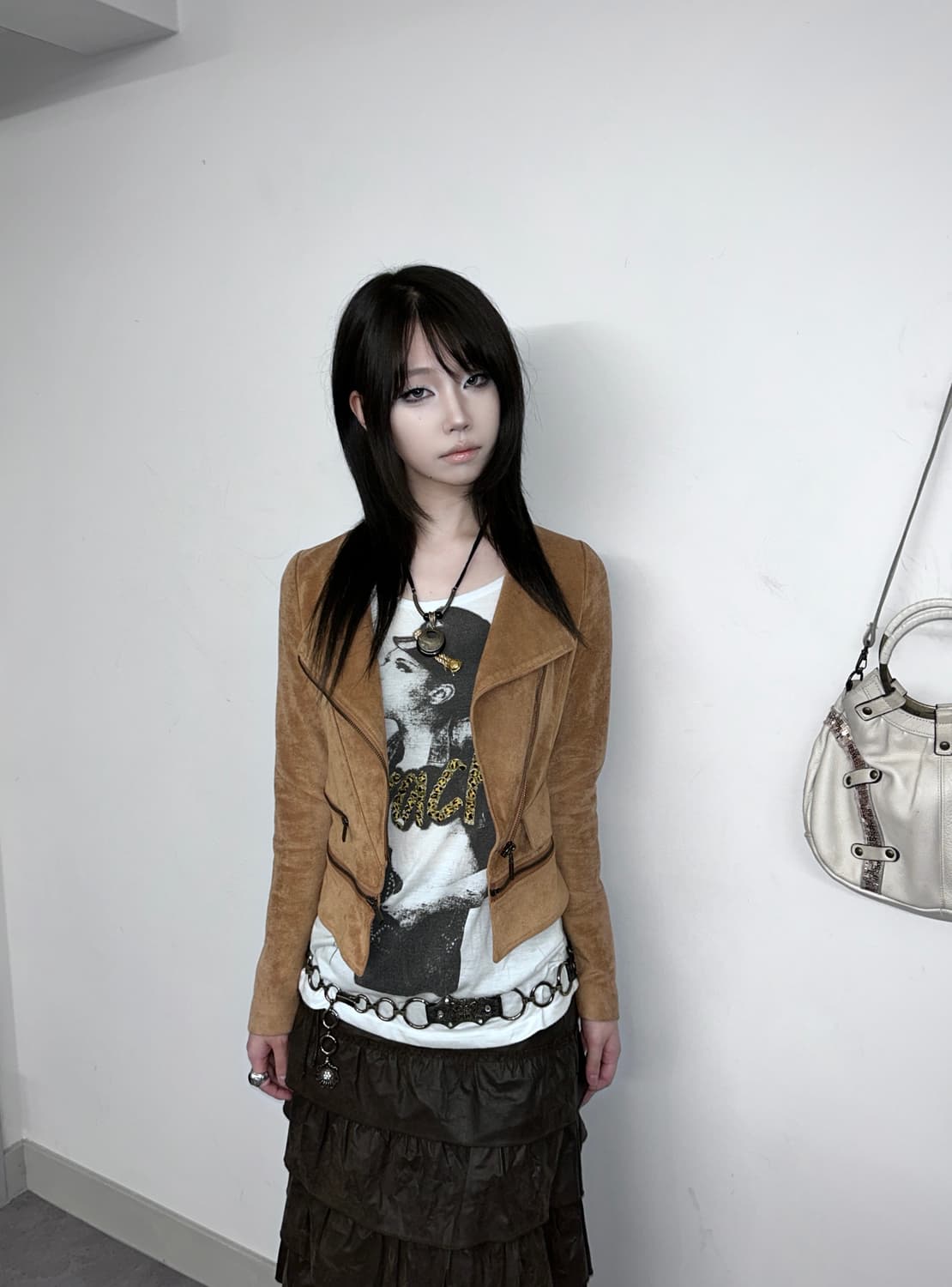 Suede Texture Asymmetric Zip-Up Jacket 상품이미지3