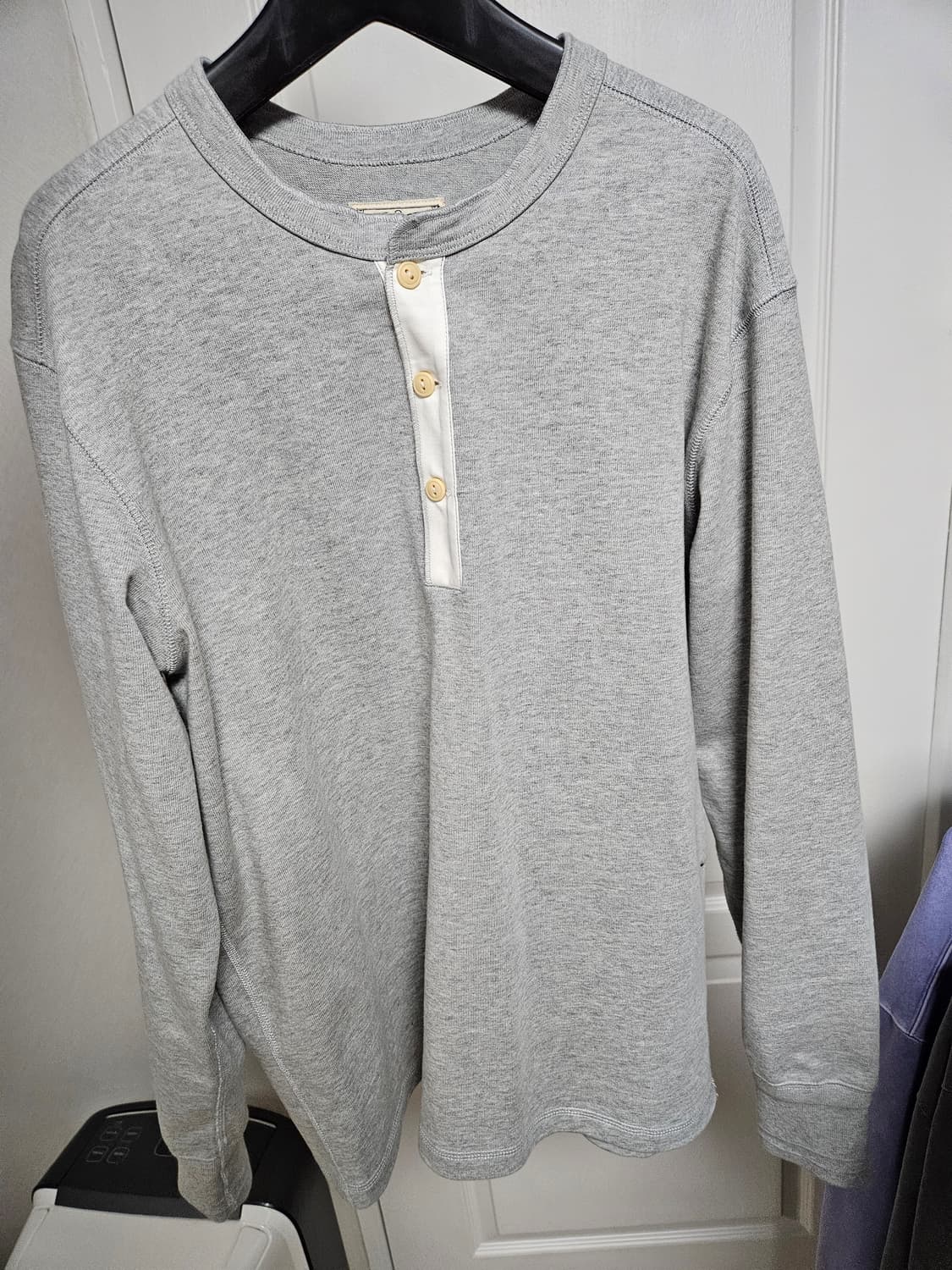 브론슨 헨리넥 XL 네이비, 그레이 판매합니다. 상품이미지1