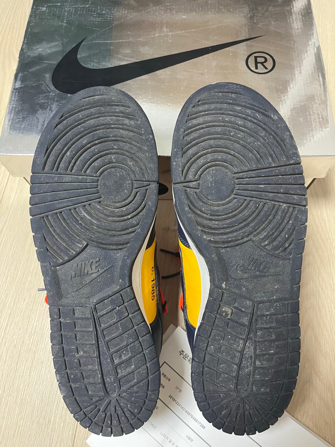 나이키 x 오프화이트 덩크 로우 유니버시티 골드 미드나잇 네이비 285 상품이미지3