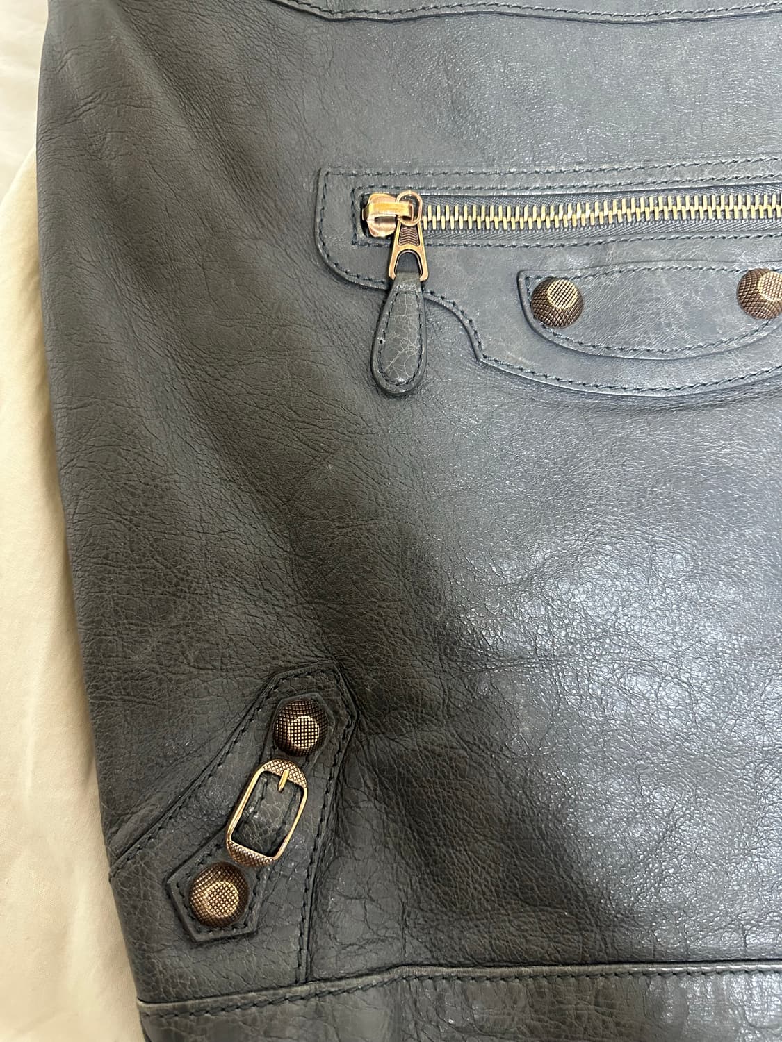 발렌시아가 모터 호보백 상품이미지4