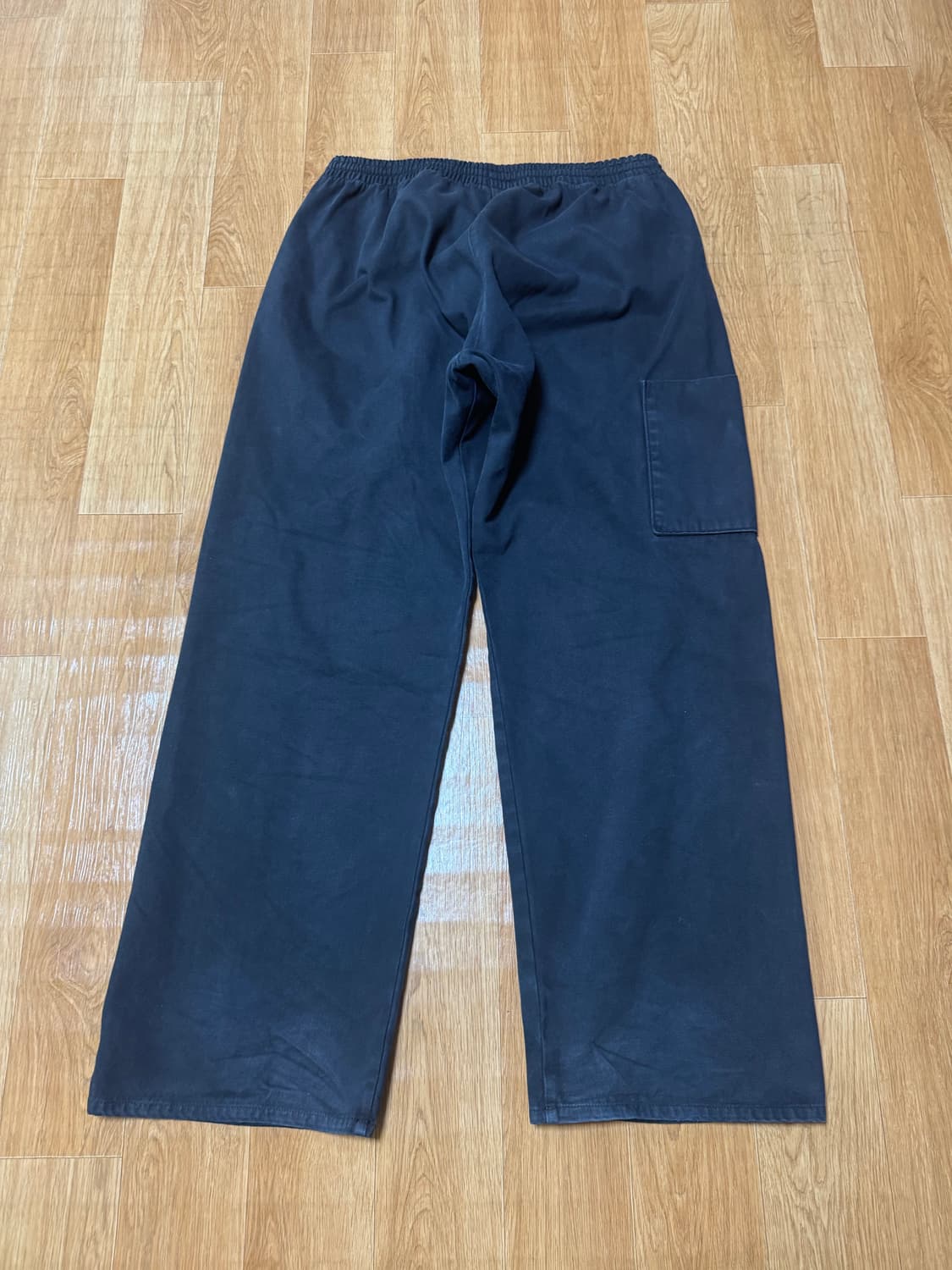 이지 갭 엔지니어드 바이 발렌시아가 사틴 카고 팬츠 블랙 상품이미지2