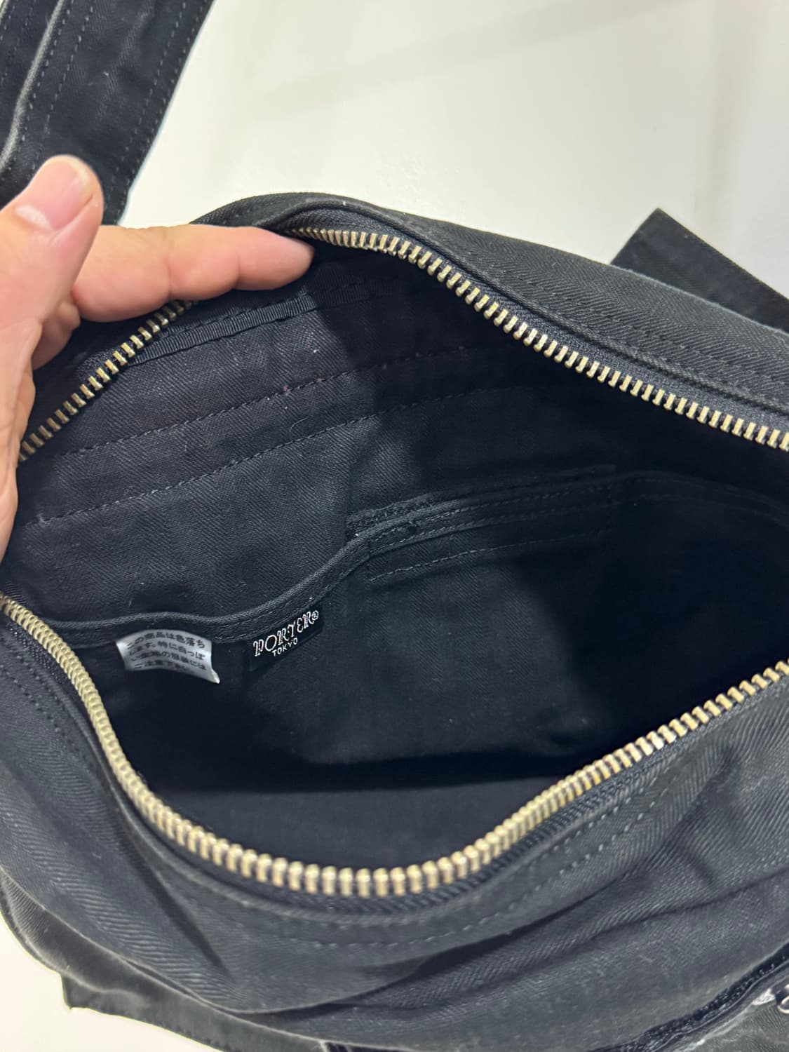 요시다 포터 블랙 스모키 크로스 상품이미지6