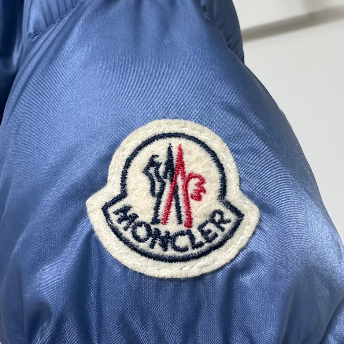 몽클레어 토르신 패딩 블루 0 상품이미지3