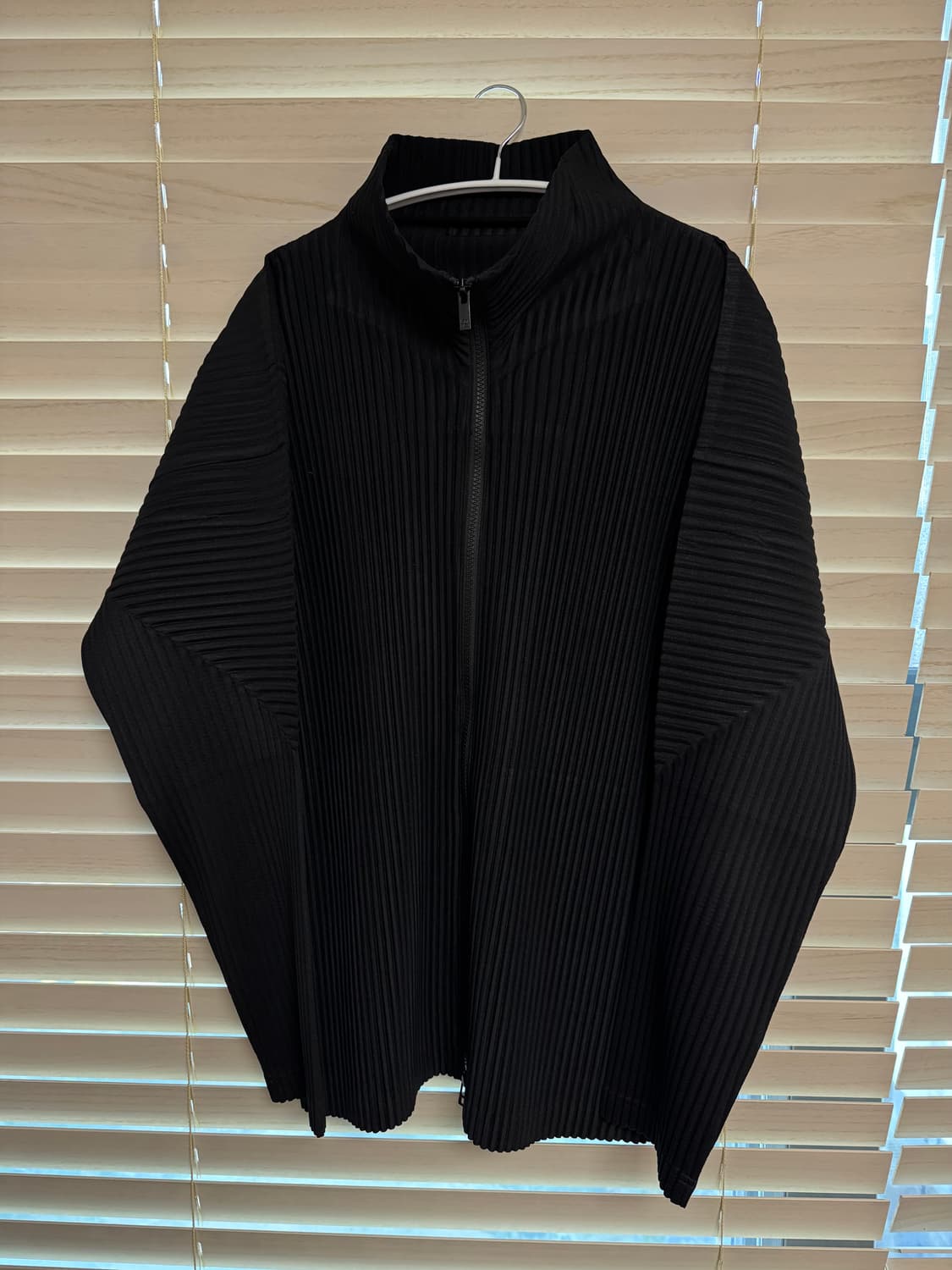 옴므플리세 오버 사이즈 하이넥 자켓 / 이세이미야케 상품이미지4