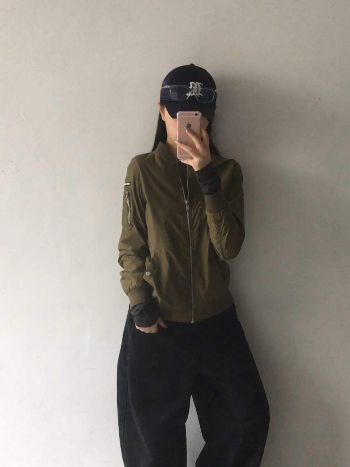 게스 자수로고 항공점퍼 상품이미지2