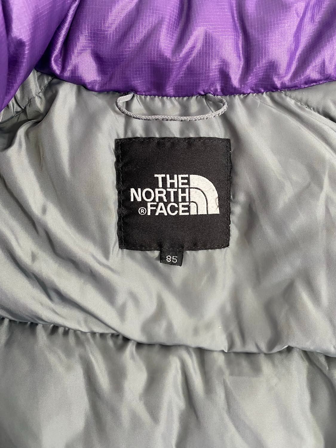 노스페이스 퍼플 눕시 700 덕다운 패딩 여성 85(m) 상품이미지5