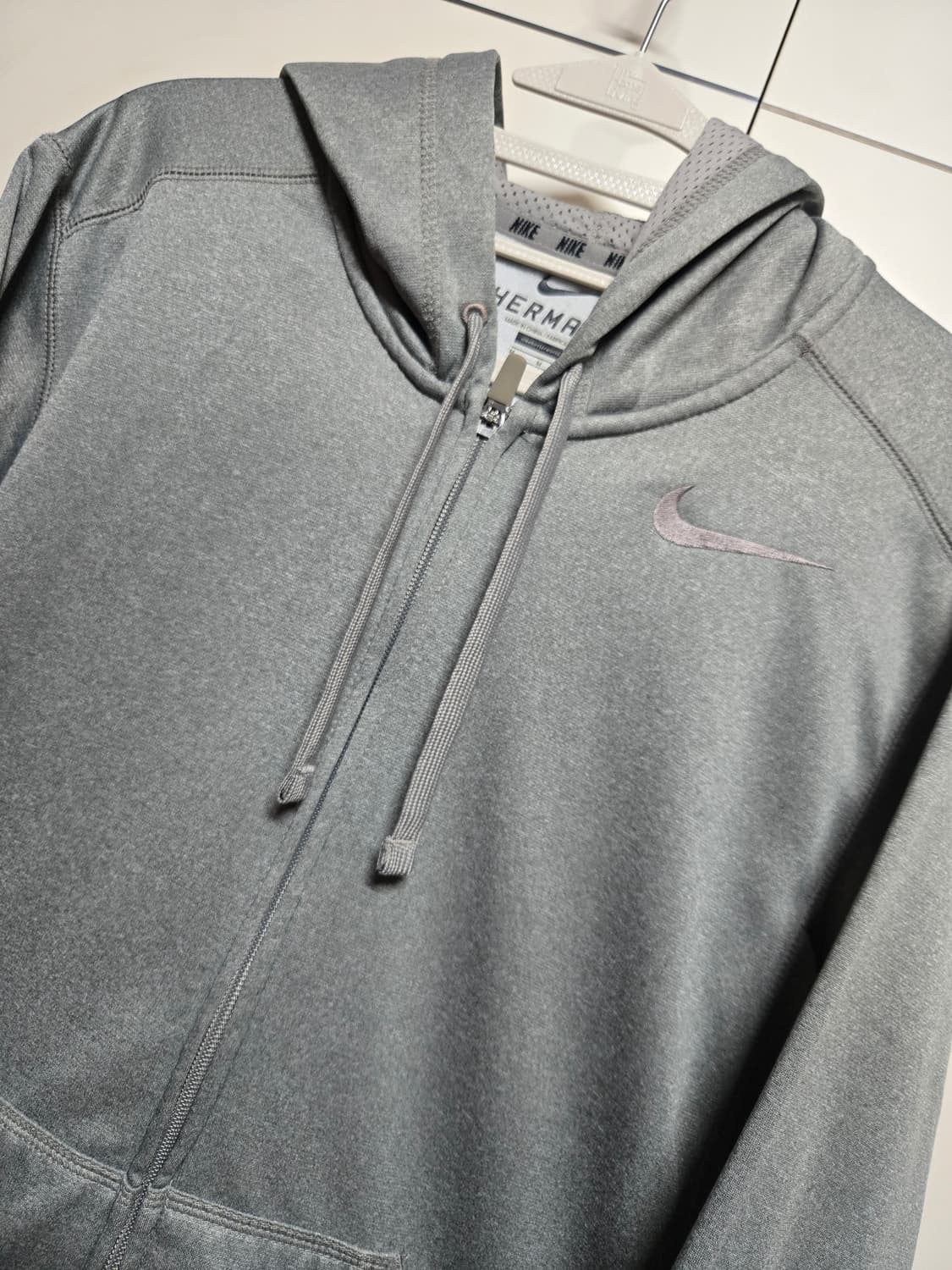 나이키 남성 써마핏 후드 집업 상품이미지2