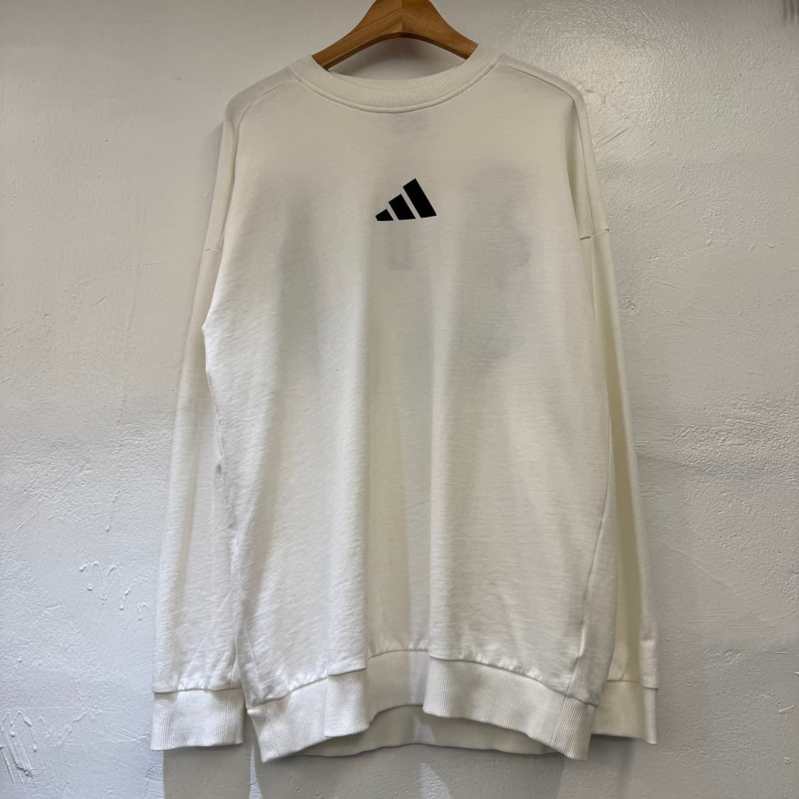 아다다스 타이거 크루넥 스웻 셔츠 상품이미지2