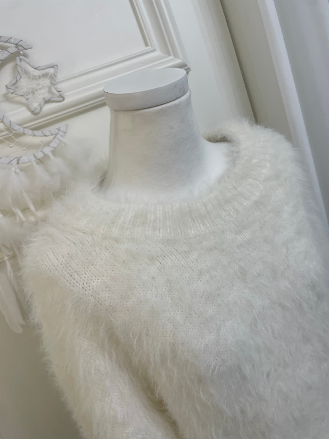 white shaggy basic knit top(size-L) 상품이미지7