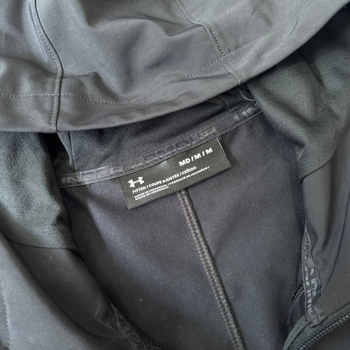 언더아머 여성 롱 후드 바람막이 상품이미지4