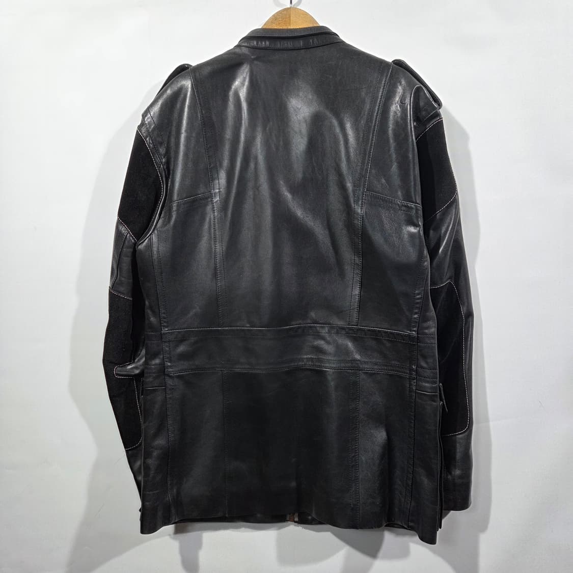 [VGRANTHAN] 빅토리아그랜탐 엘보패치 멀티포켓 레더자켓 상품이미지2