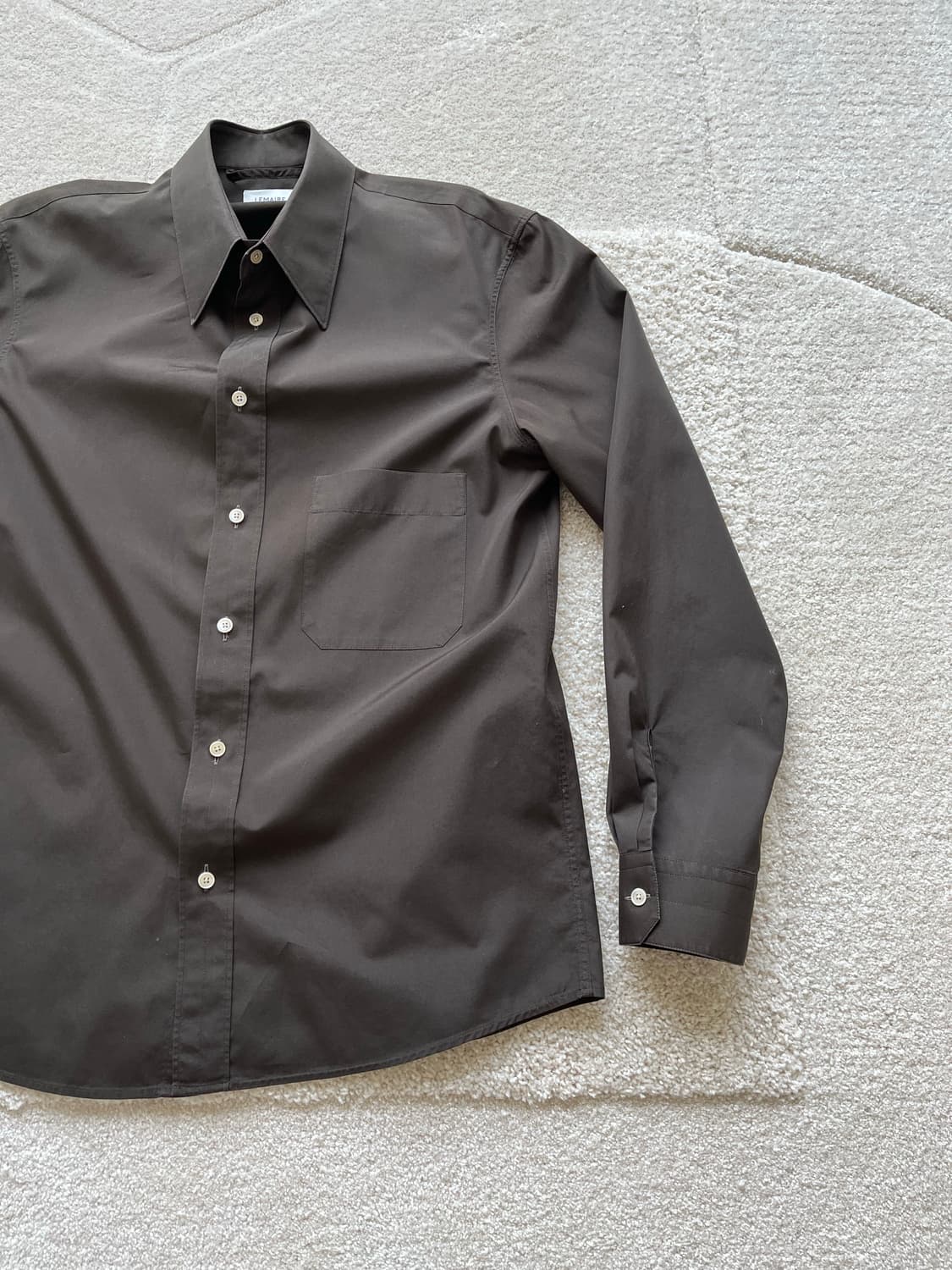 르메르 레귤러 코튼 셔츠 브라운 (103-105) 상품이미지3