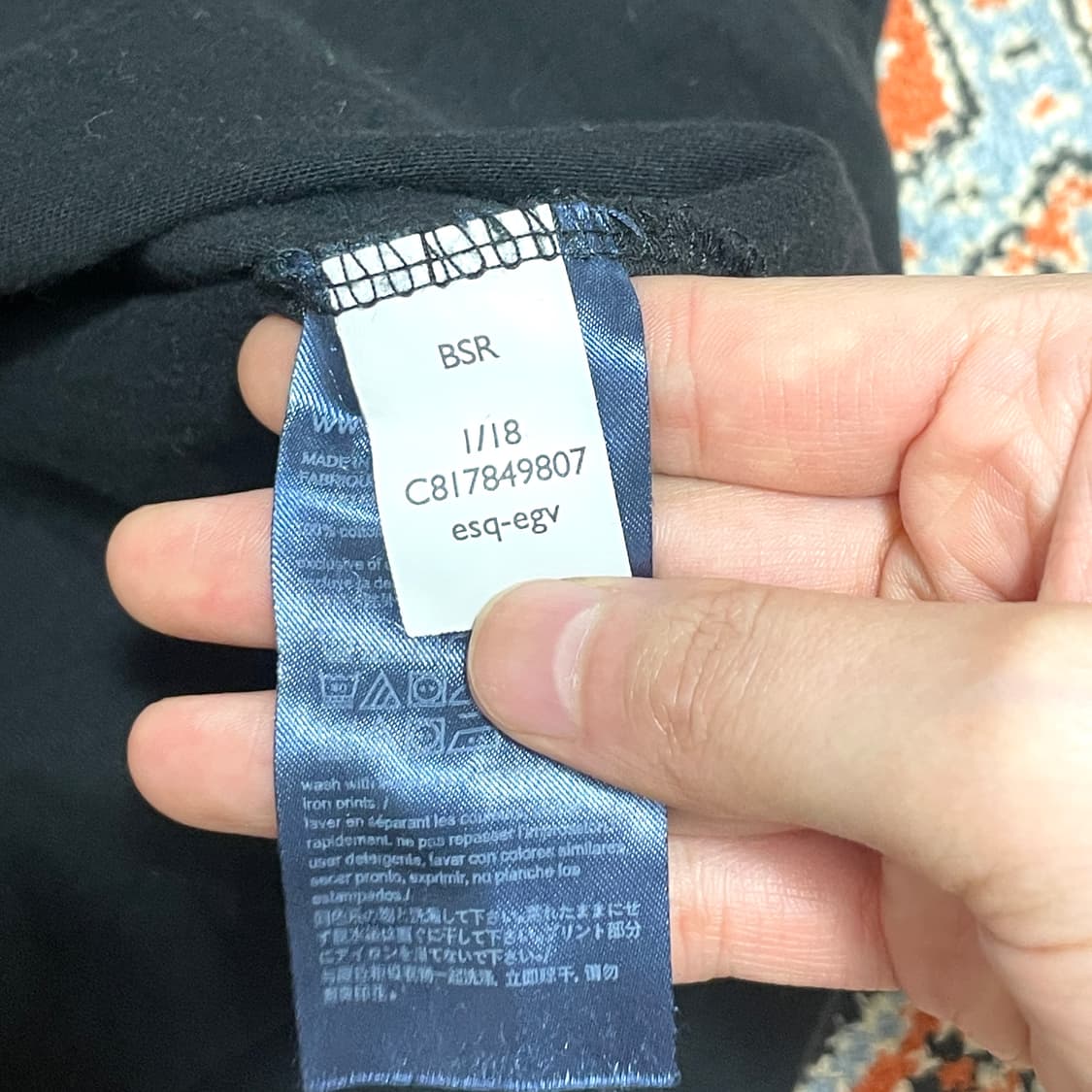 타미힐피거 스펠로고 블랙 반팔티셔츠 남성M 상품이미지5