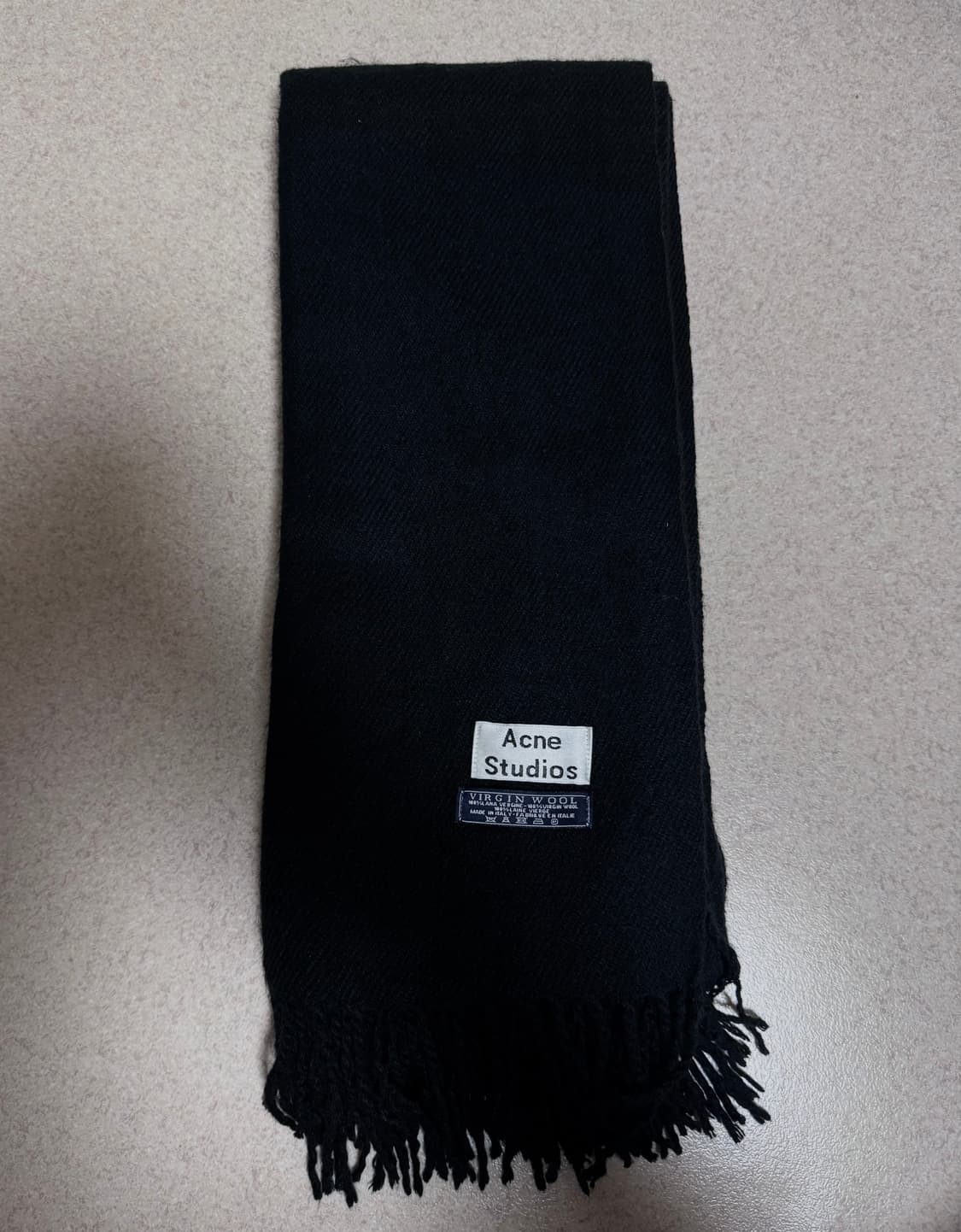 아크네 머플러 블랙 상품이미지2