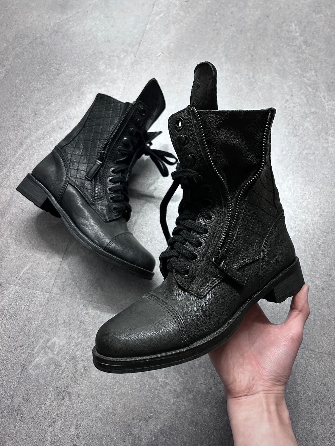 샤넬 2014 칼 라거펠트 퀼팅 컴뱃부츠 상품이미지1