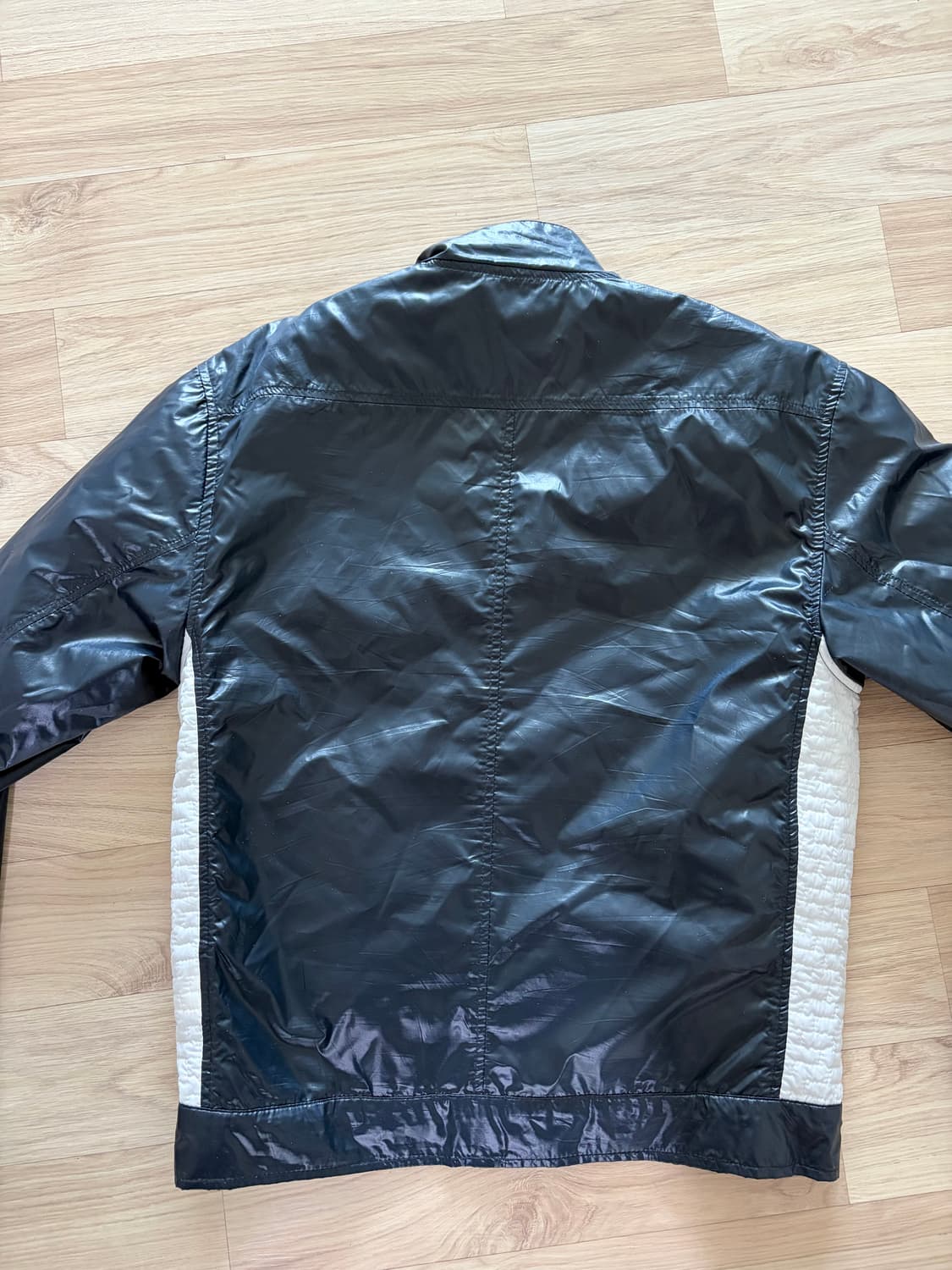 켈빈클라인 바람막이 상품이미지4