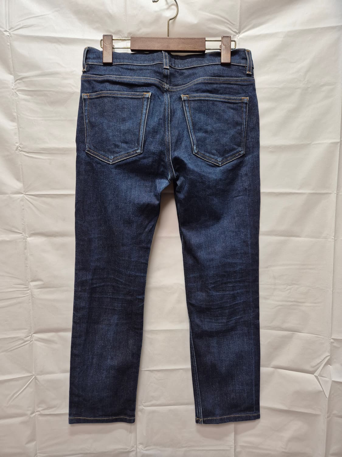 아크네 여성 슬림핏 청바지 상품이미지4