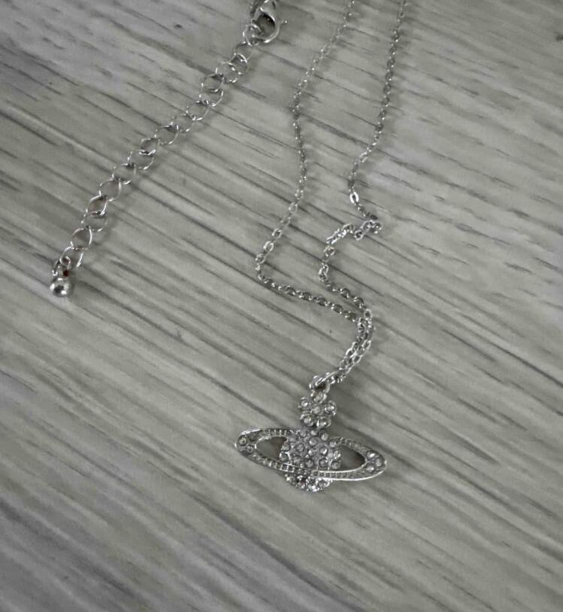 급처 비비안웨스트우드 목걸이 실버 상품이미지3