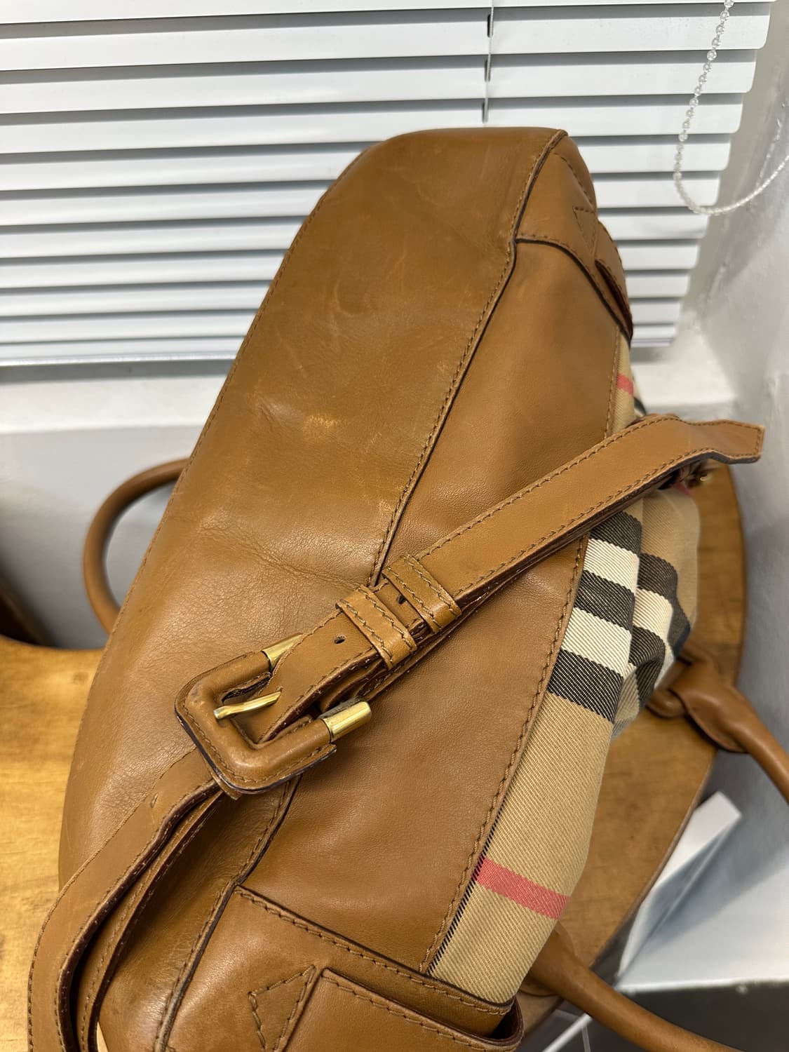 정품)버버리 2way 숄더백  상품이미지6