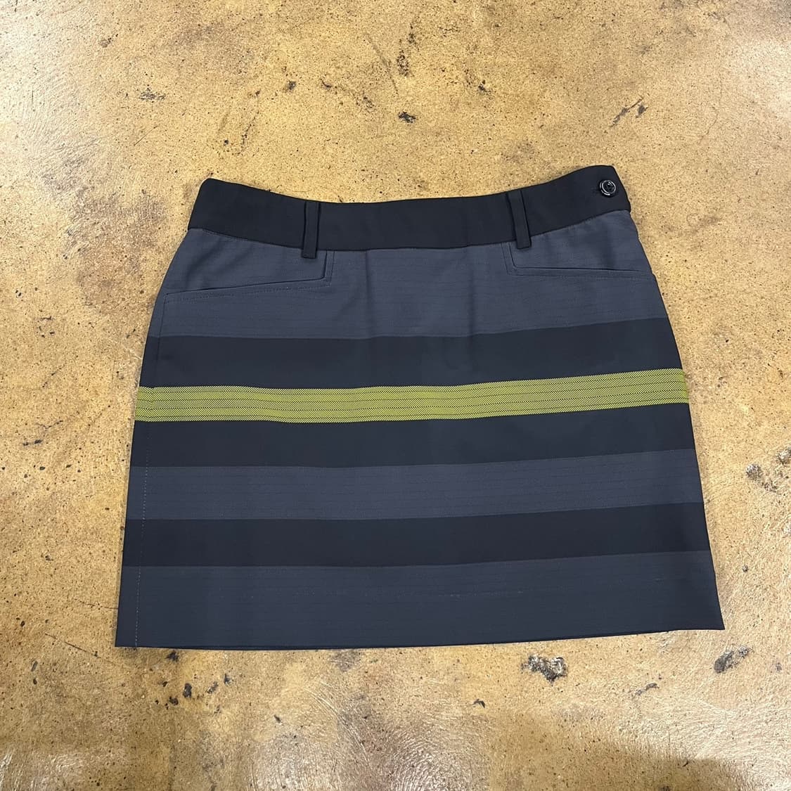 [정품/25] 타이틀리스트 줄무늬 스커트 네이비 옐로우 포인트 b15 상품이미지2