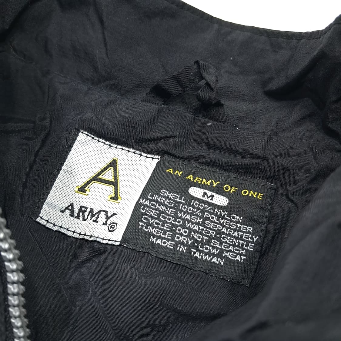 CL550 M U.S. ARMY AN ARMY OF ONE 바람막이 자 상품이미지3