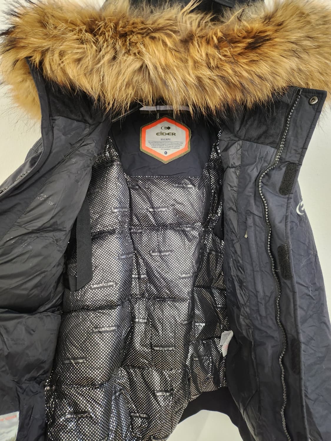 아이더 남성 크롭 다운패딩 너구리털 상품이미지7