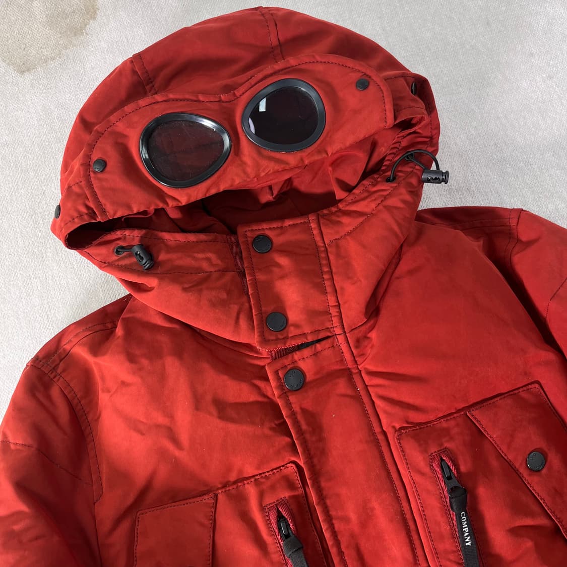 100 CP컴퍼니 14FW 고글 덕다운 패딩 상품이미지2