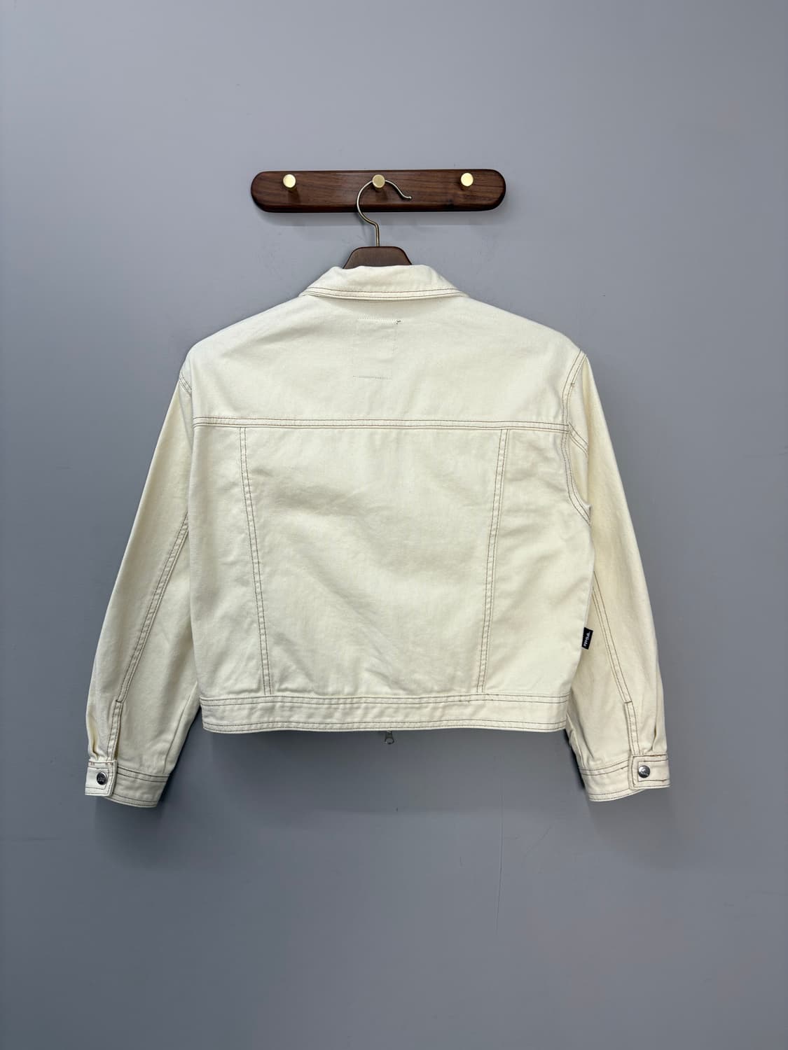 골라 W 크롭 트러커 아이보리 데님 자켓 A2798 상품이미지4