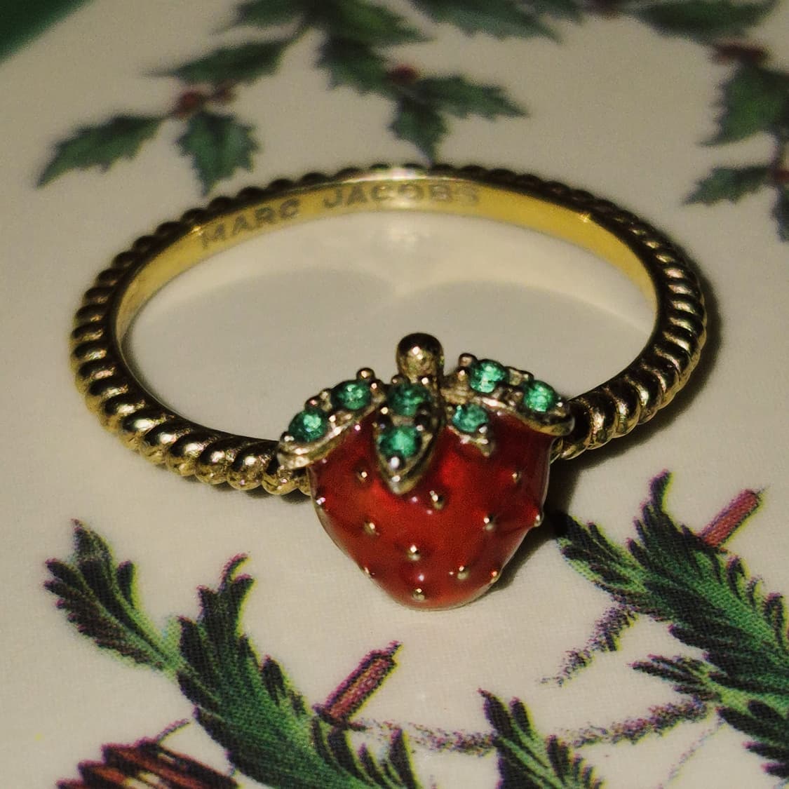 마크제이콥스 실버925 딸기 큐빅 반지 상품이미지10