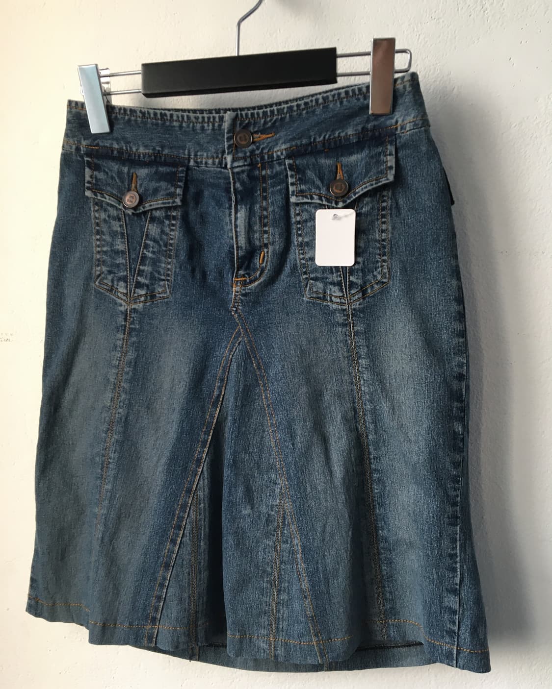Pocket point denim midi skirt 상품이미지4